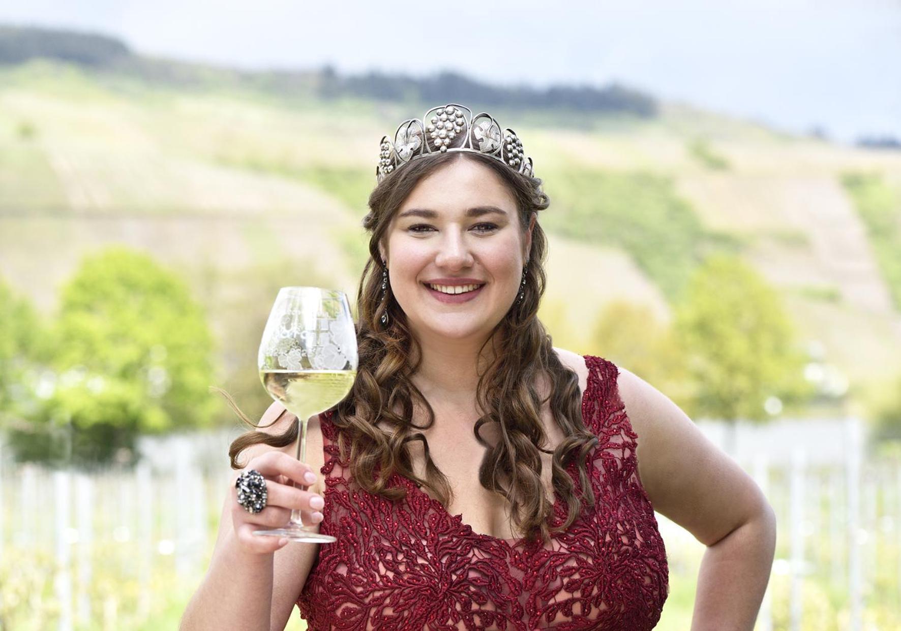Отель Weingut Weich Riol Экстерьер фото